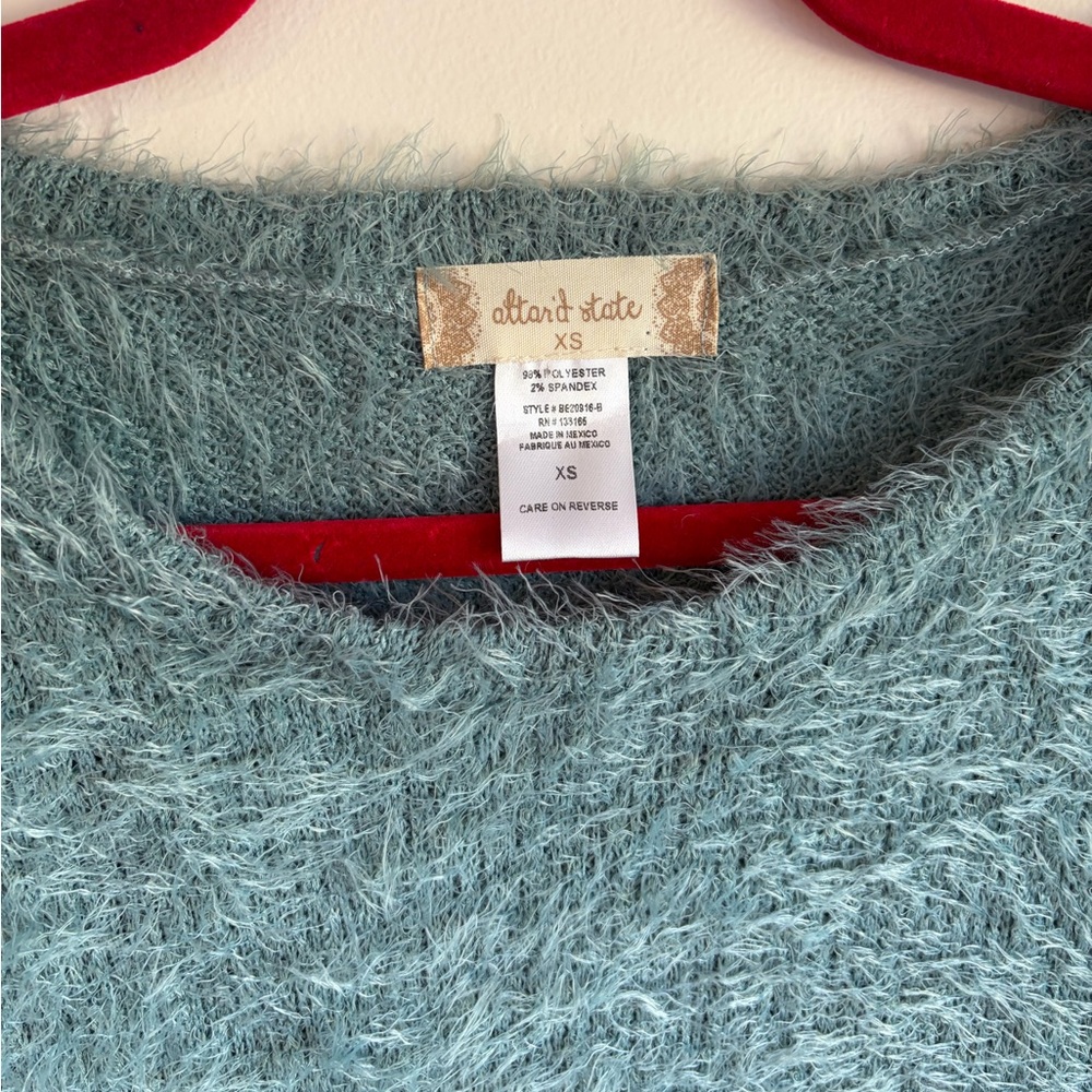 Altar'd State Green Soft Fuzzy Balloon Sleeve Crop Sweater Size XS - Picture 4 of 4